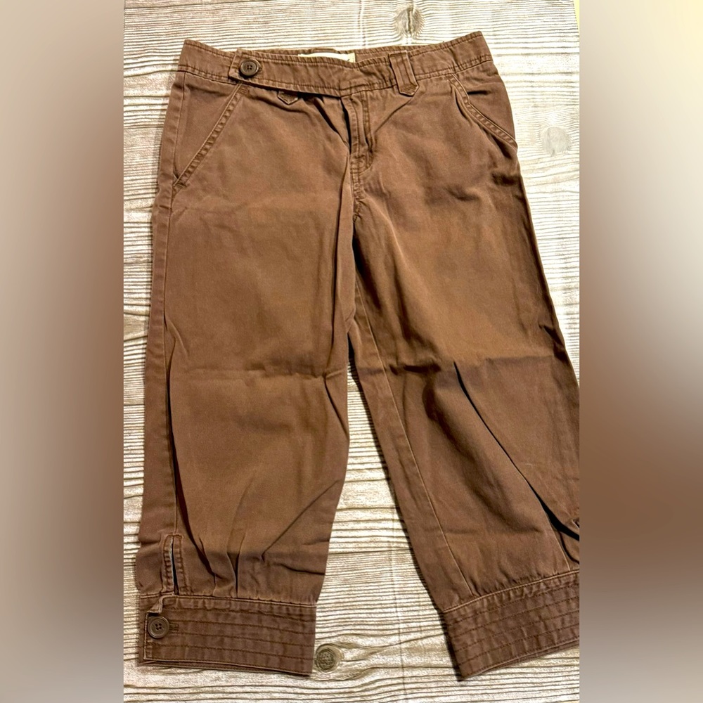 Girls capris size 12. Old Navy.